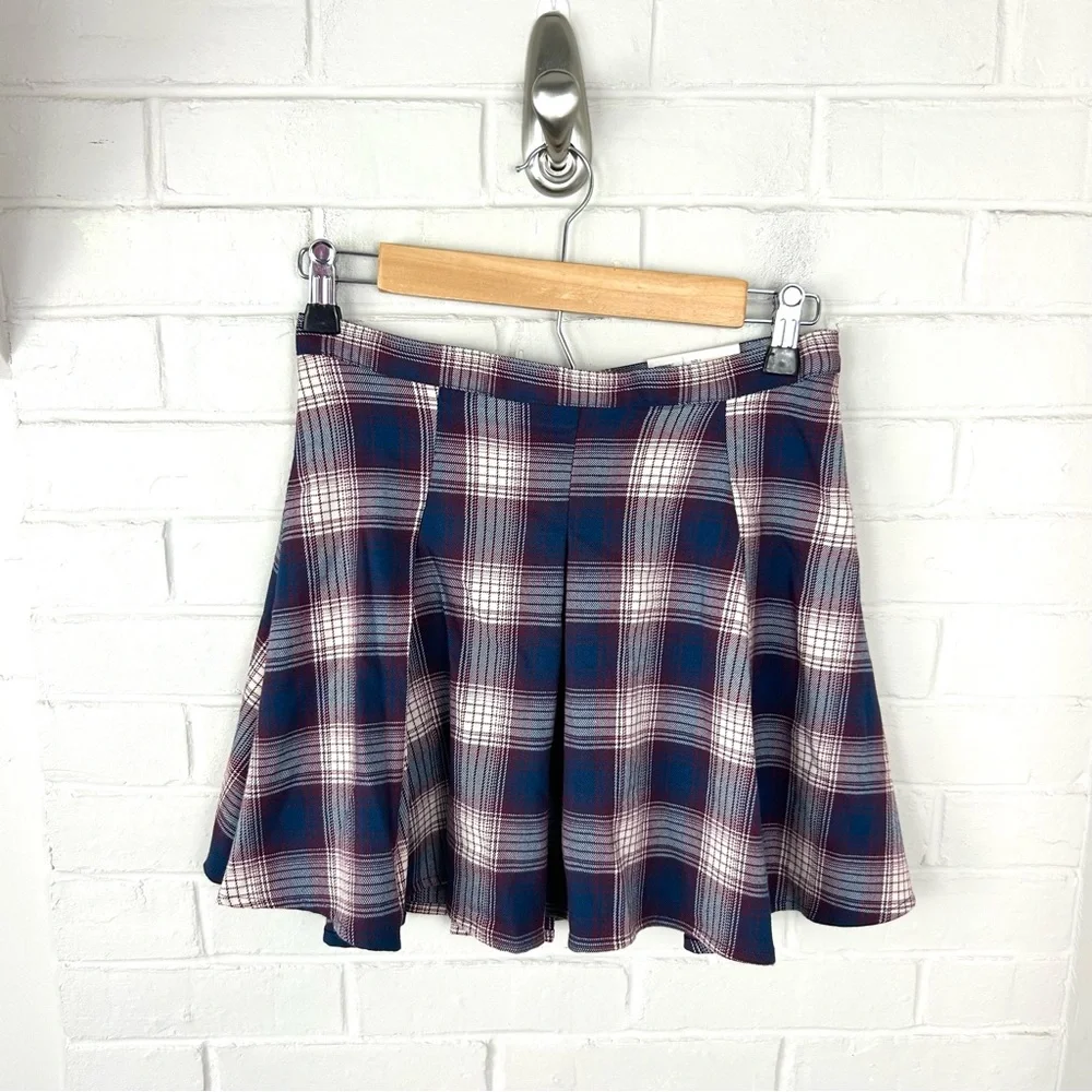 NWT SO Plaid Pleated Mini Skirt Size 3